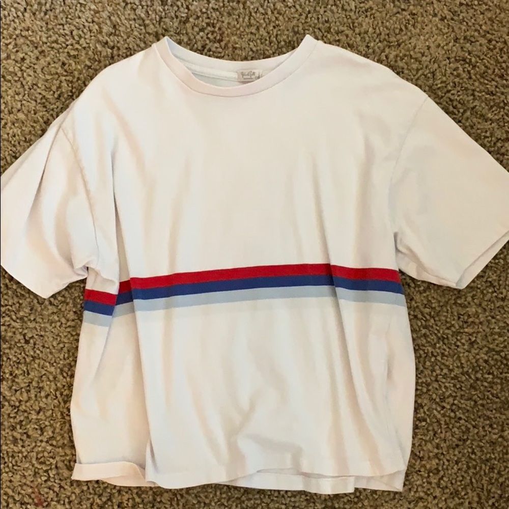 WHITE BRANDY MELVILLE TEE NEVER WORN!!